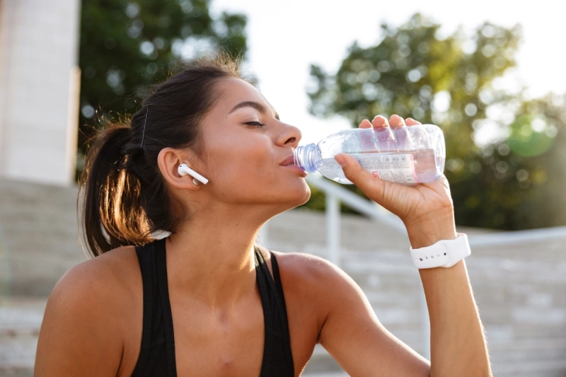 Pourquoi l'hydratation est essentielle pour vos performances sportives en été ?